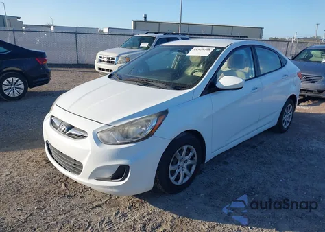 2014 Hyundai Accent Gls z USA, uszkodzony, nr VIN KMHCT4AE0EU649055